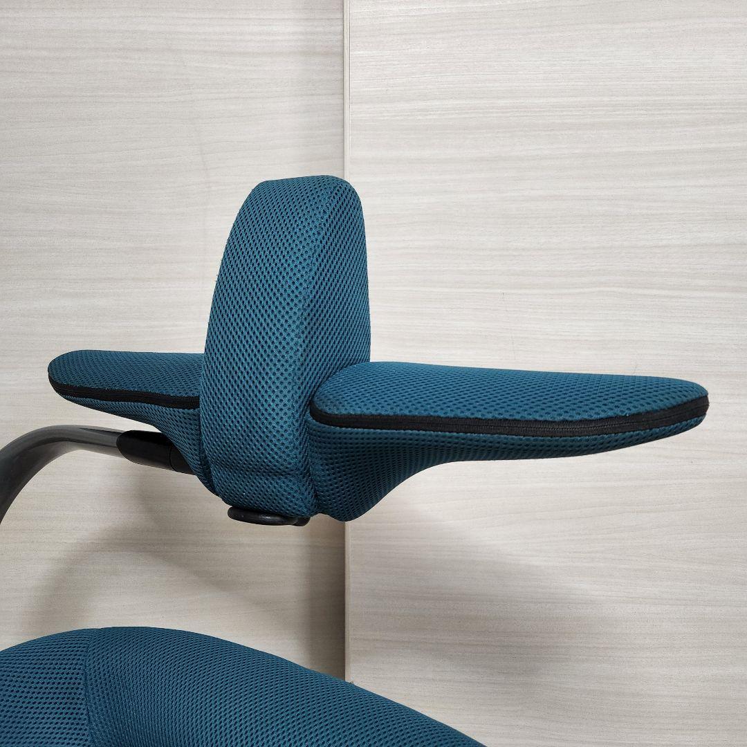 iPole5 ウリドゥルチェア ブルー　姿勢矯正