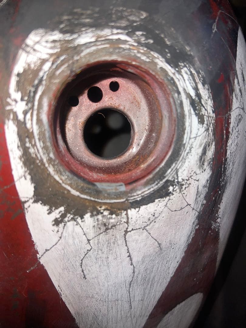 ハーレー タンク エイジング塗装 分割タンク