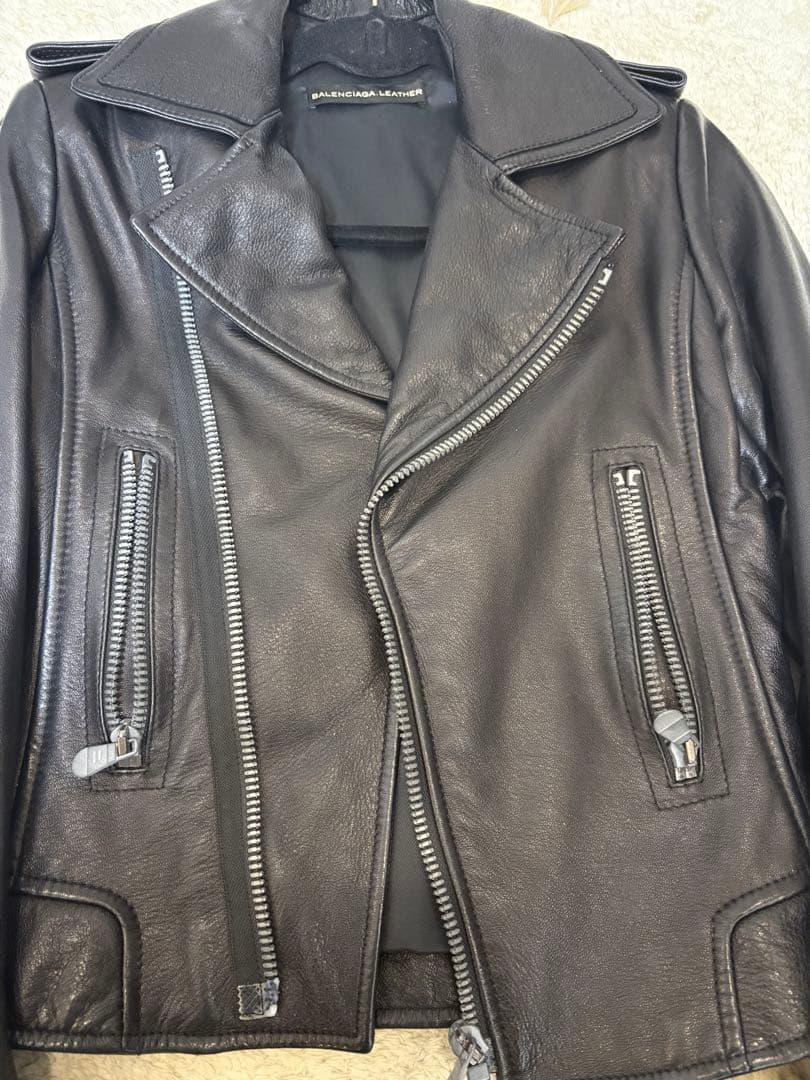 レザーライダースジャケット