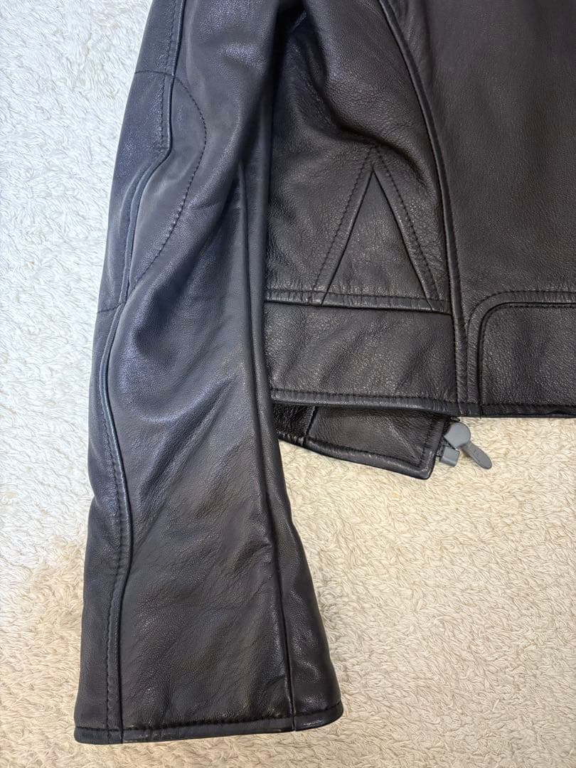 レザーライダースジャケット