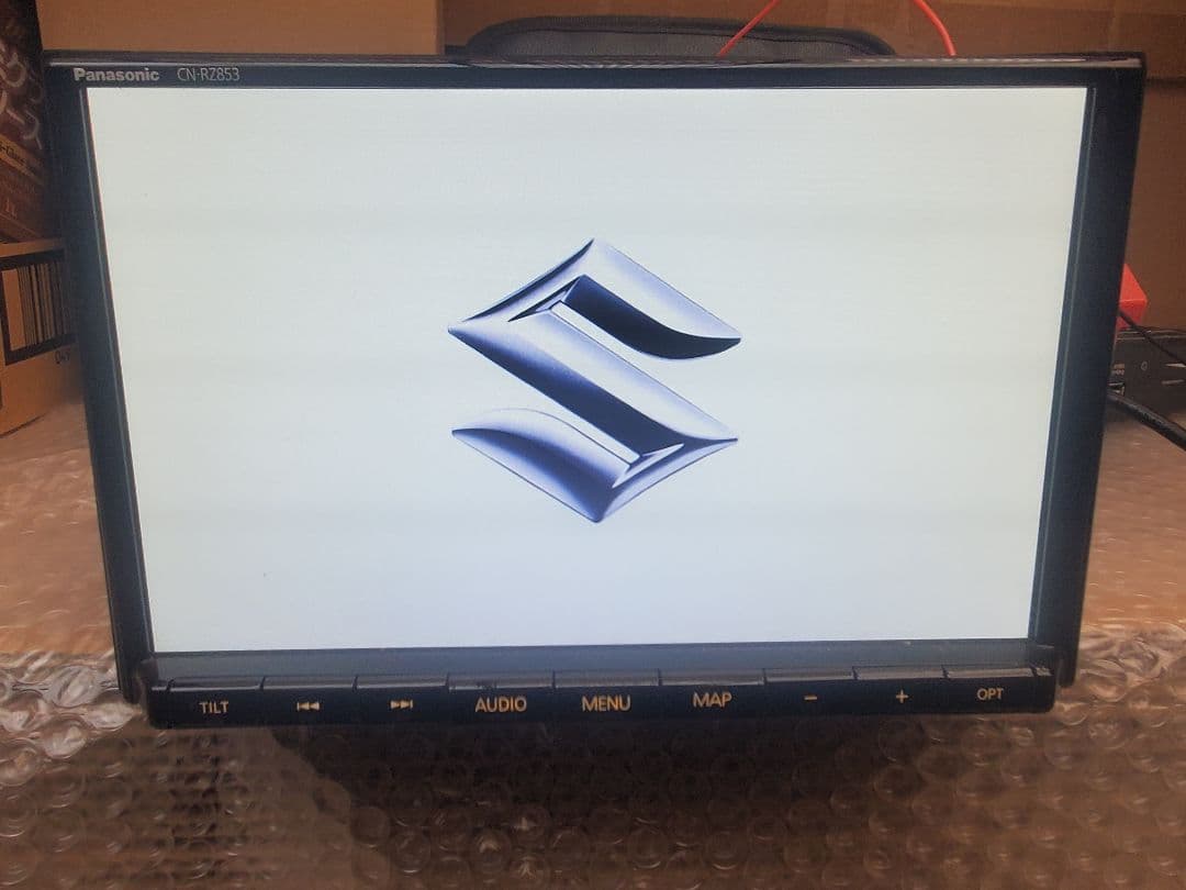 N*N様 スズキ純正　 8インチ　cn-rz853　本体　パネルセット　オーディ
