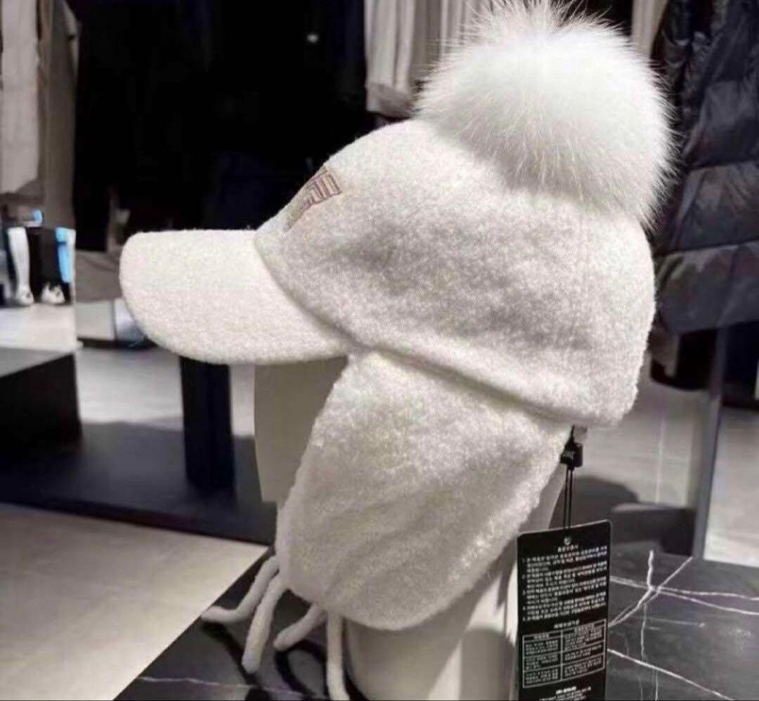 pxg ゴルフ　レディース　冬用キャップ　ボンボン　耳当て　防寒