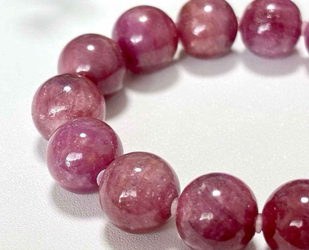 再販不可　究極品質　世界四大宝石　幻のグリーンランド産　マゼンタオールドルビー