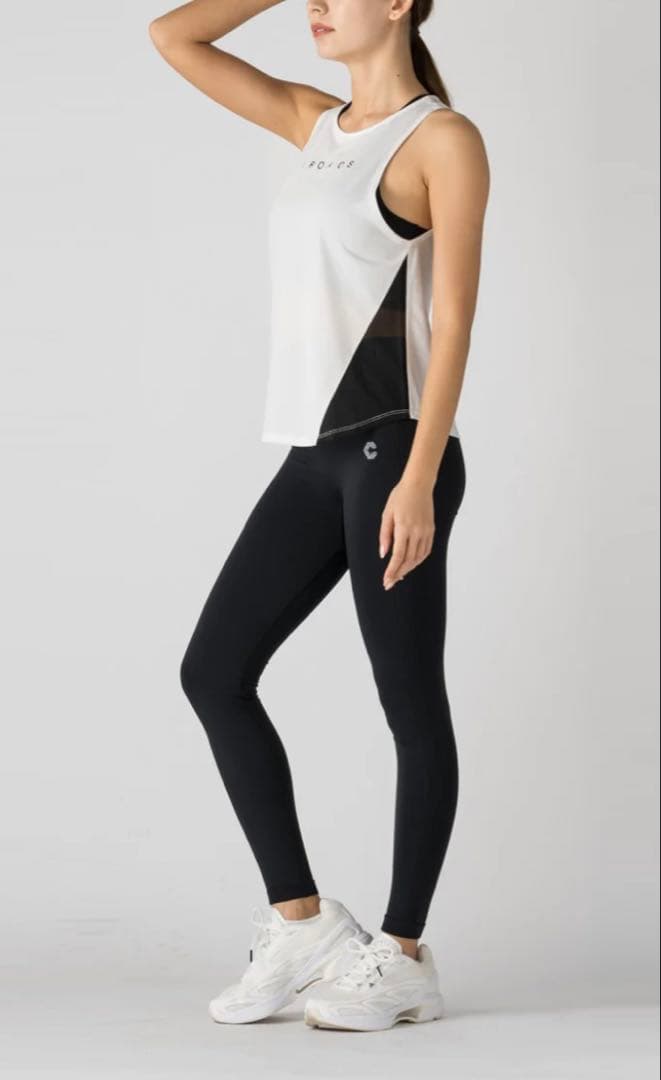 新品タグ付き CRONOS クロノス スタイルアップレギンス ブラック