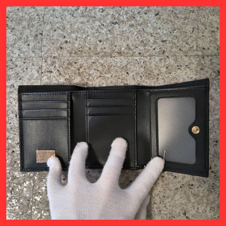 【新品未使用】ヴィヴィアンウエストウッド三つ折り財布　913VW106　ブラック