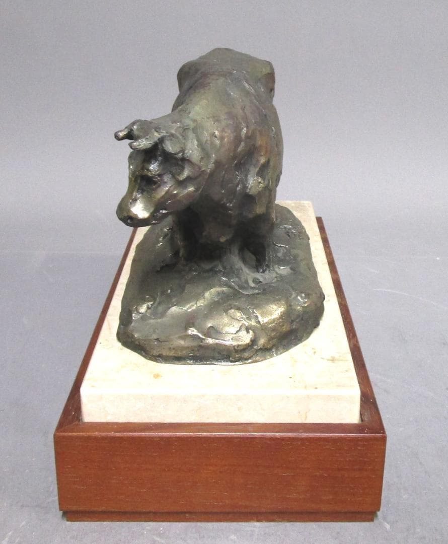 文化勲章 北村西望［彫刻 牛に題す 草原陽福］洋銀製置物