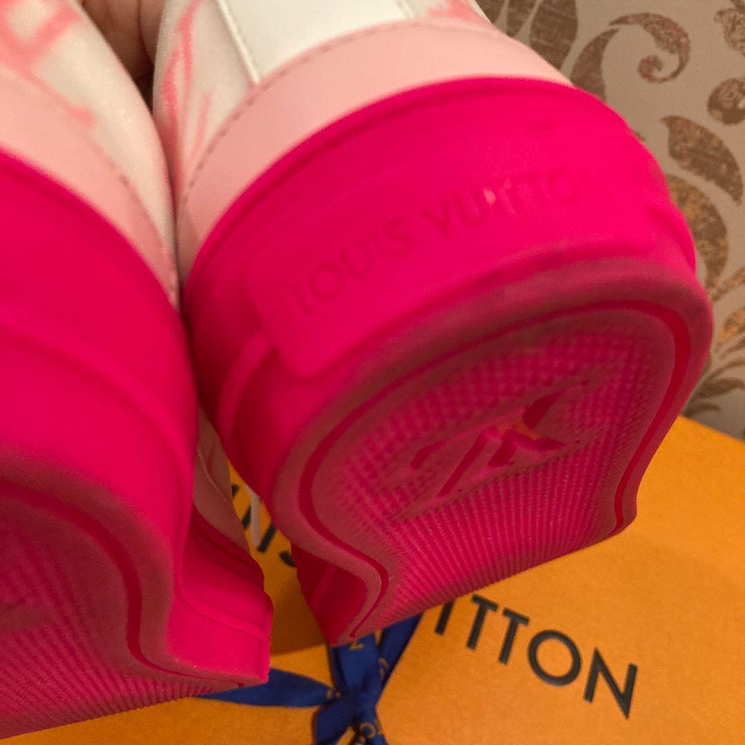 ルイヴィトン スニーカー ピンク