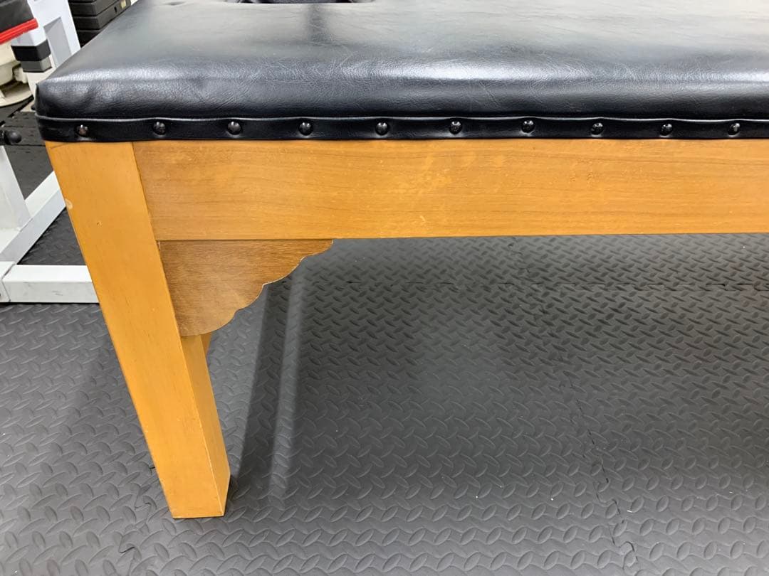 明石市引取り限定　施術ベッド