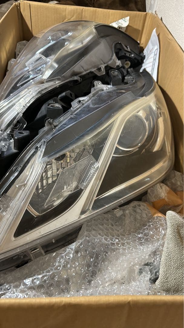 210系クラウンヘッドライト