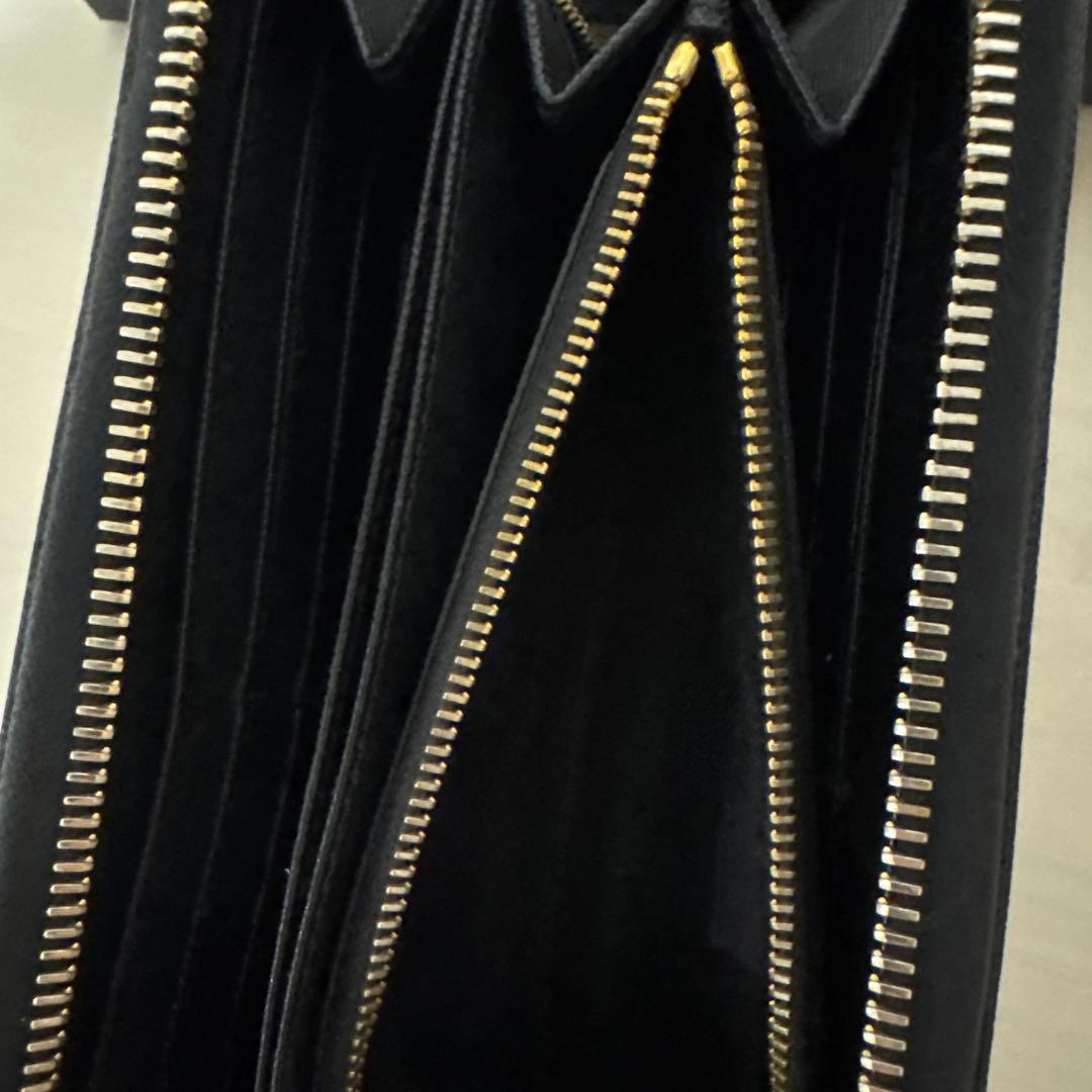 ケン　　PRADA サフィアーノレザー 長財布 ブラック