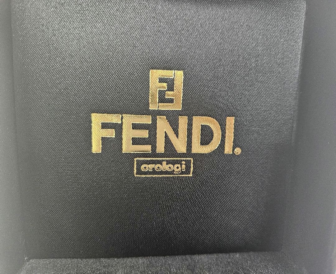 【稼働】フェンディ 腕時計 F6000L スクエア ズッカベルト クォーツ ＳＳ