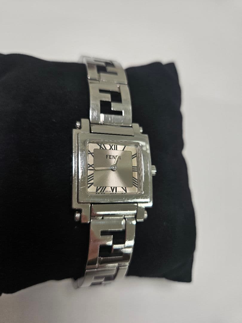 【稼働】フェンディ 腕時計 F6000L スクエア ズッカベルト クォーツ ＳＳ