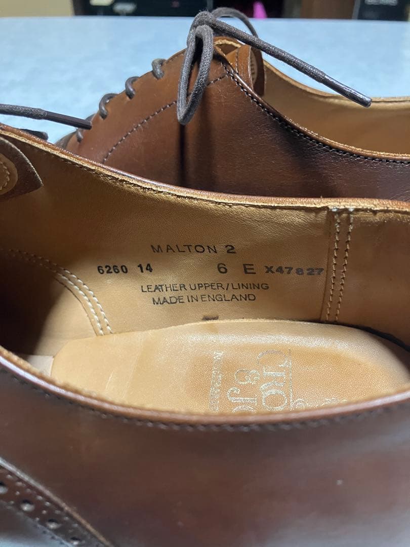 Crockett&Jones MALTON セミブローグ 内羽根 茶 UK6