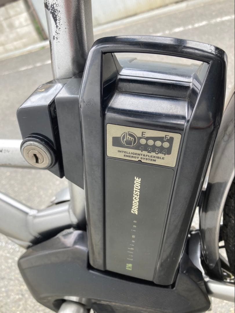 1539業界最長12ヶ月保証付！送料無料エリア多数！安全整備済み！電動自転車