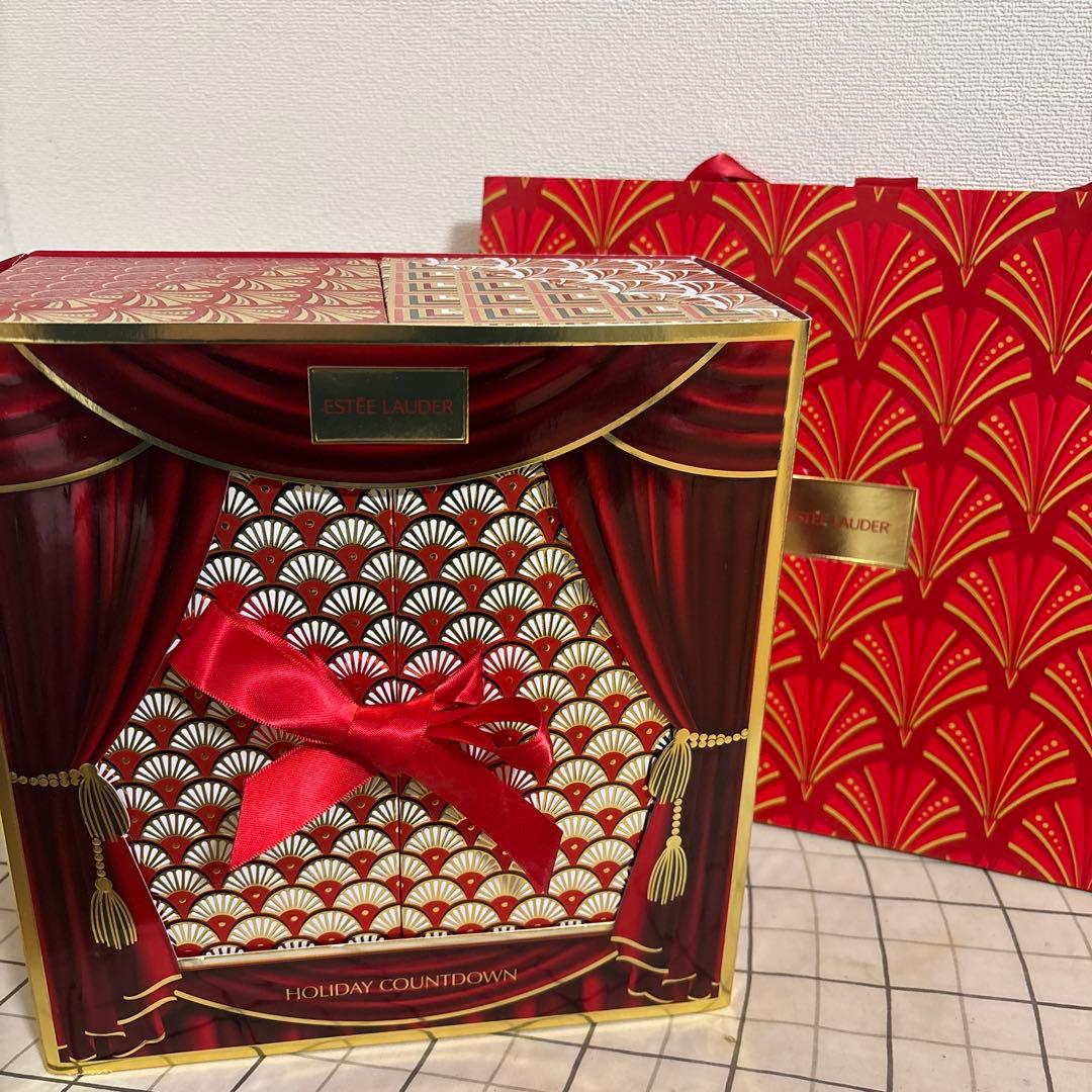 エスティ ローダー　アドベント カレンダー2024 新品未使用品