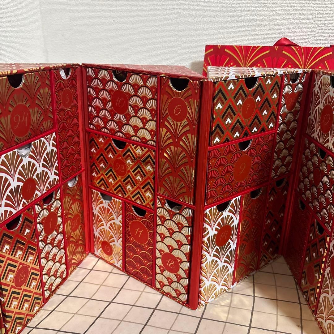 エスティ ローダー　アドベント カレンダー2024 新品未使用品