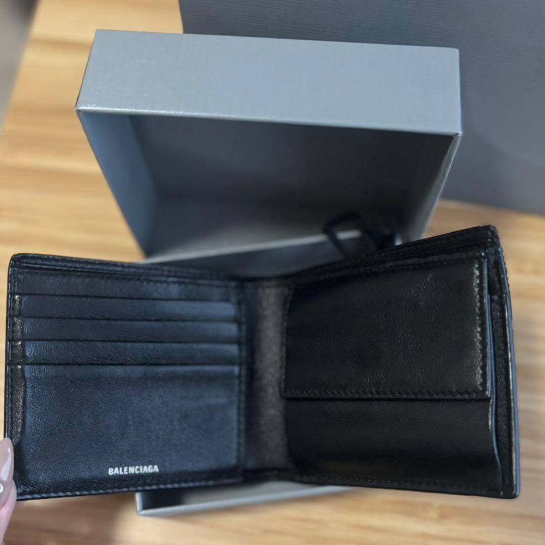 バレンシアガ エブリデイ 二つ折り財布 ブラック
