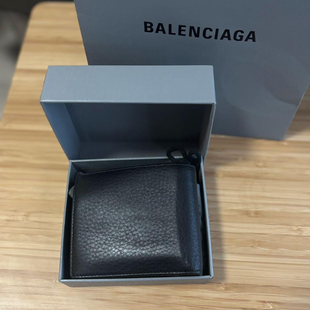 バレンシアガ エブリデイ 二つ折り財布 ブラック