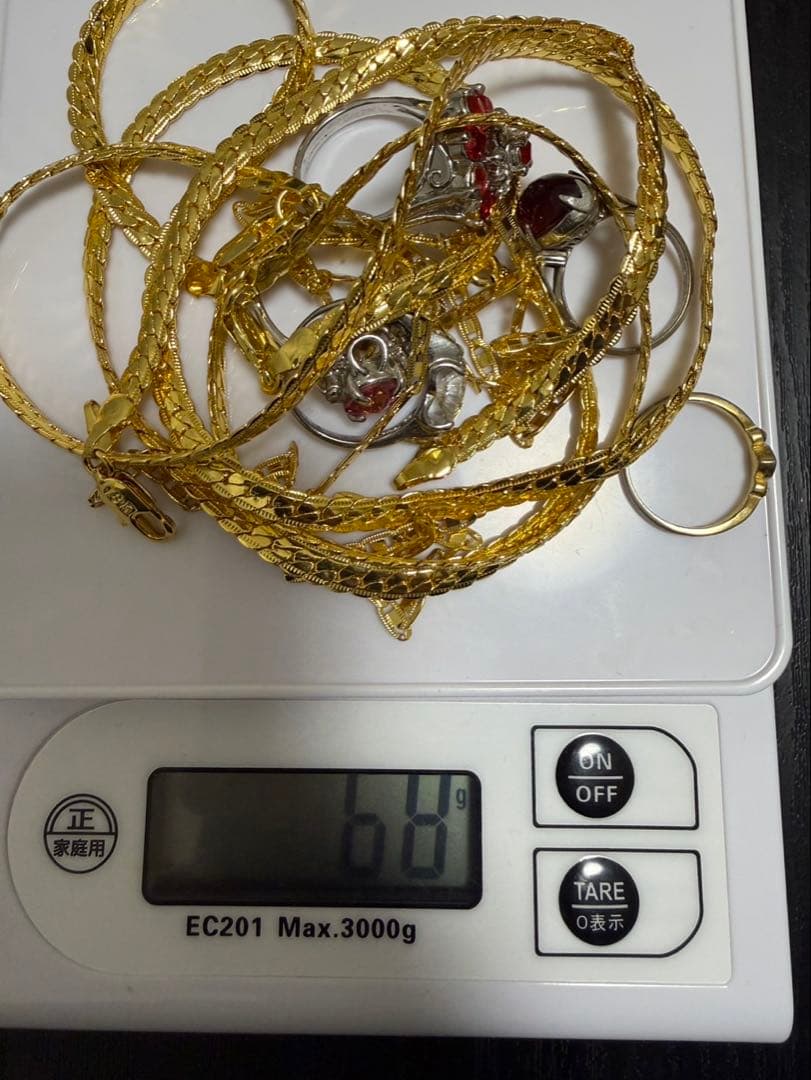 遺品整理 750、18K刻印アクセサリー含むまとめ売り