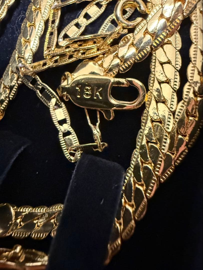 遺品整理 750、18K刻印アクセサリー含むまとめ売り