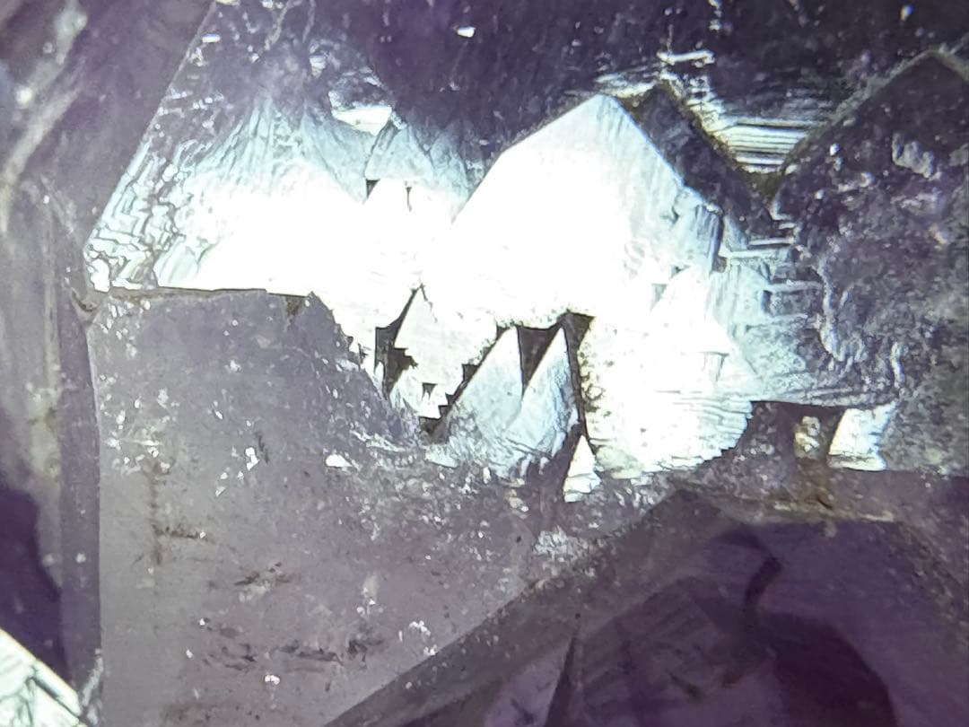 アメジスト　クラスター　美しい　トライゴーニック▽たくさん　レコードキーパー△