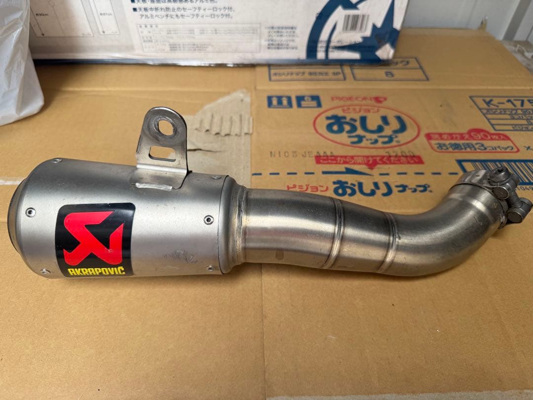 【1週間限定価格】YZF-R25(RG43J)Akrapovic マフラー
