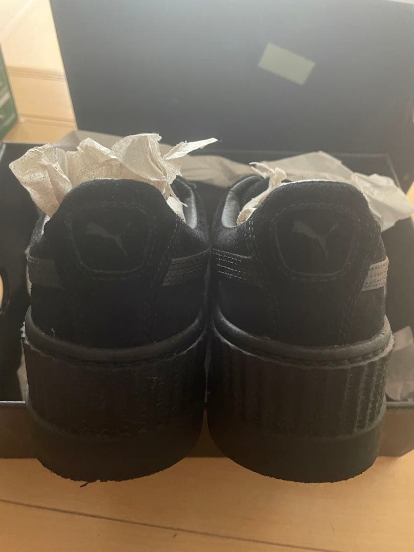 ララ　PUMA FENTY リアーナ　新品未使用