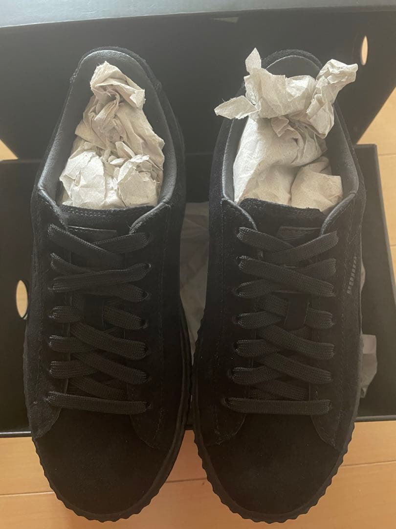 ララ　PUMA FENTY リアーナ　新品未使用