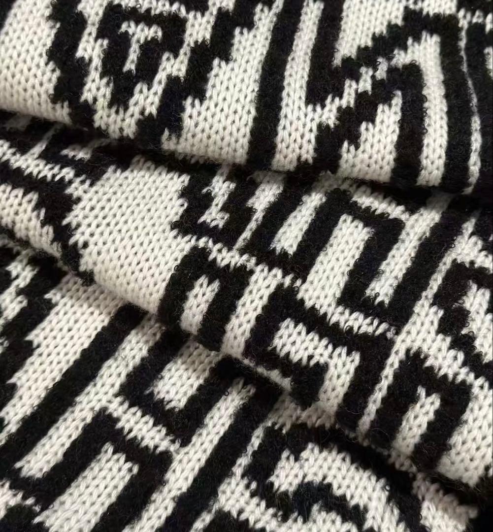 極美品CHANEL シャネル リバーシブルココマーク ロゴ マフラー