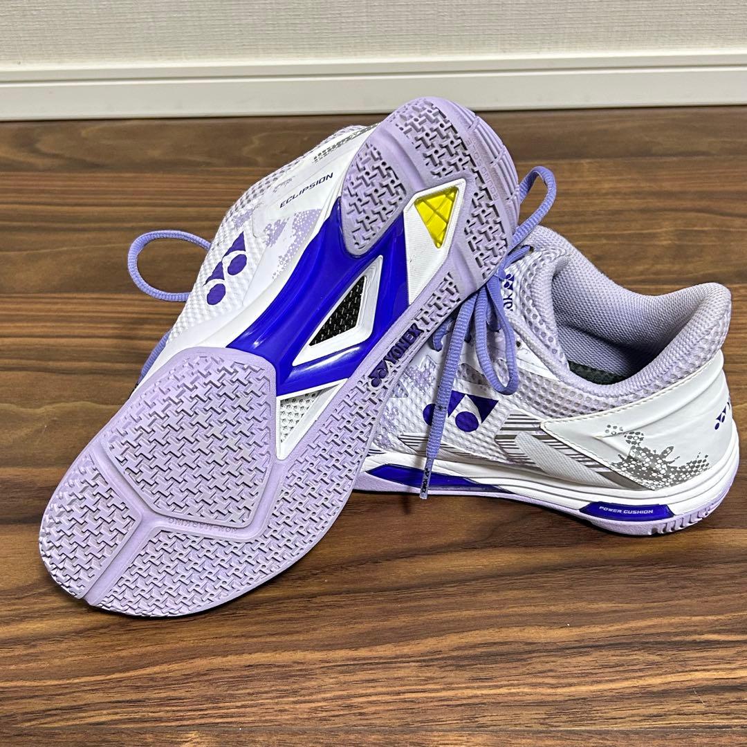 【ほぼ新品】YONEX Ecliption 25cm バドミントンシューズ