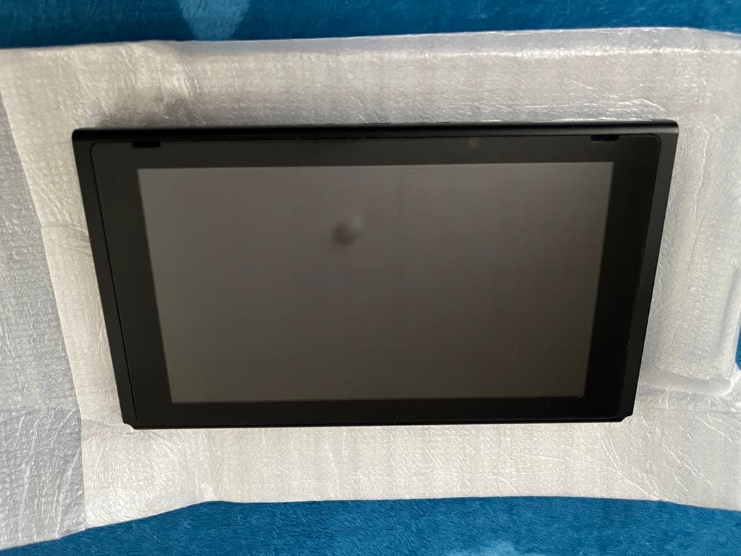 NINTENDO Switch 本体