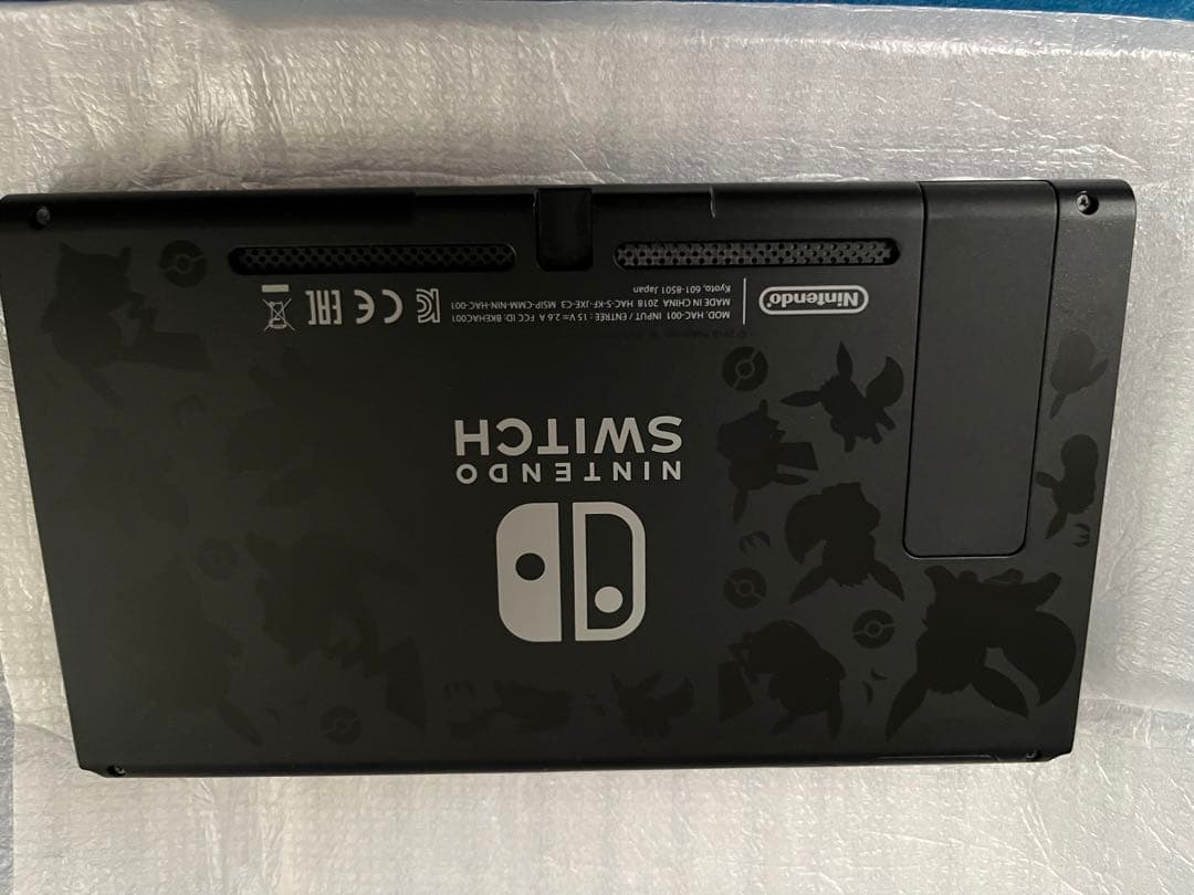 NINTENDO Switch 本体