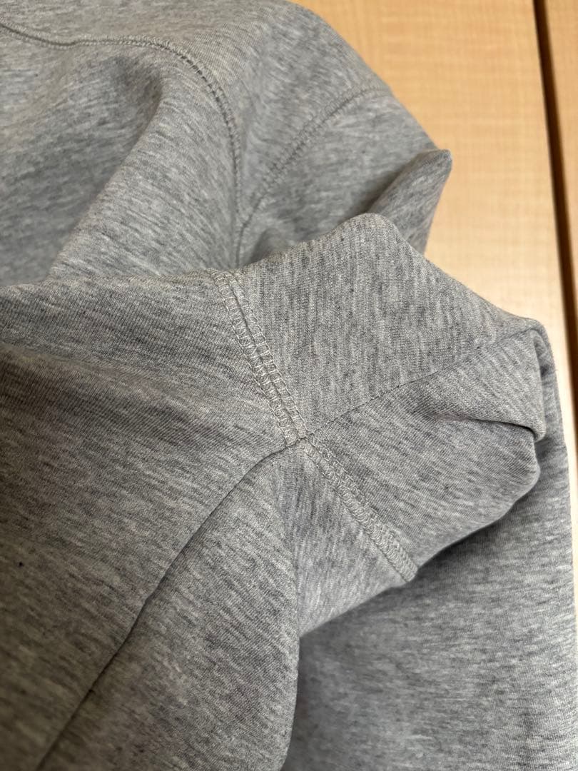 【新品タグ付き】Ganni バラ刺繍 グレー スウェット