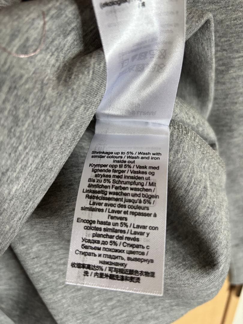 【新品タグ付き】Ganni バラ刺繍 グレー スウェット