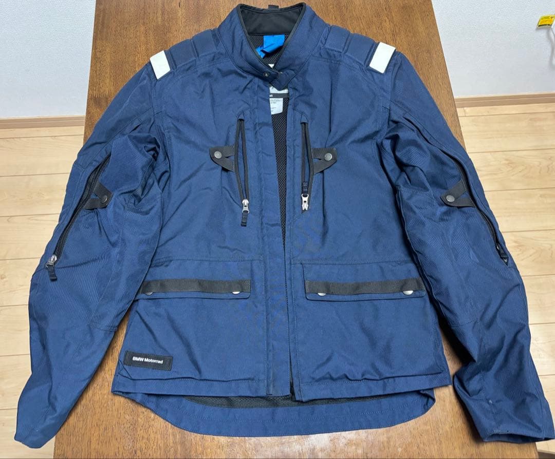 期間限定値下ＢＭＷventure shell ベンチャーシェルジャケットMサイズ