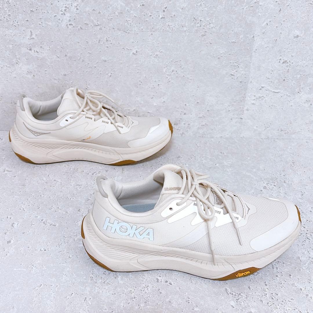 美品 ホカオネオネ トランスポート ランニングシューズ ビブラム 25 ベージュ