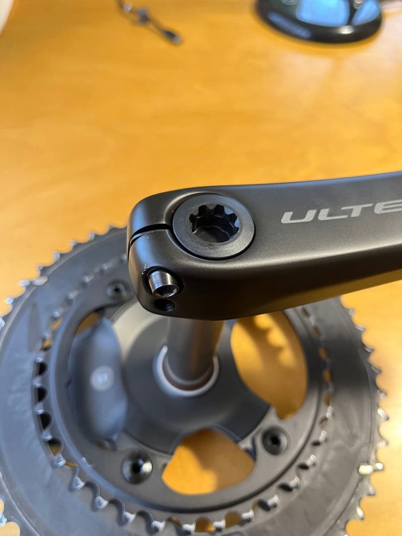 シマノ アルテグラ FC-R8100 (165mm 52-36T)