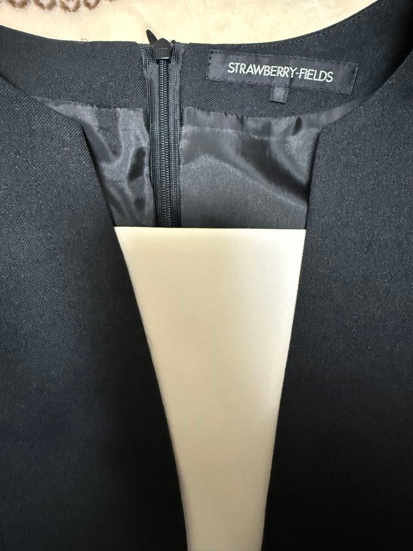 【値下げしました！】STRAWBERRY-FIELDS プリーツワンピース