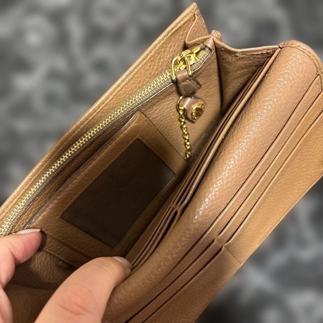 PRADA プラダ 二つ折り 長財布　茶色 ブラウン パスケース シボ革　希少品