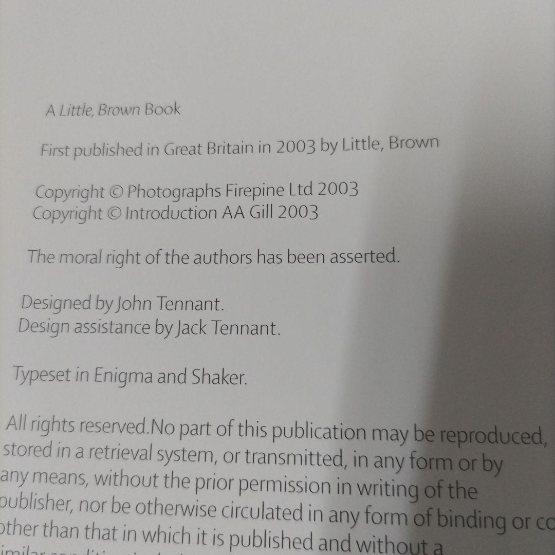 洋書 CELEBRITY: The photographs of T.O'NEILL