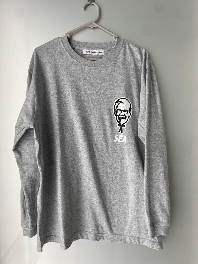 ケンタッキー　ウィンダンシー コラボロングスリーブ Tシャツグレー