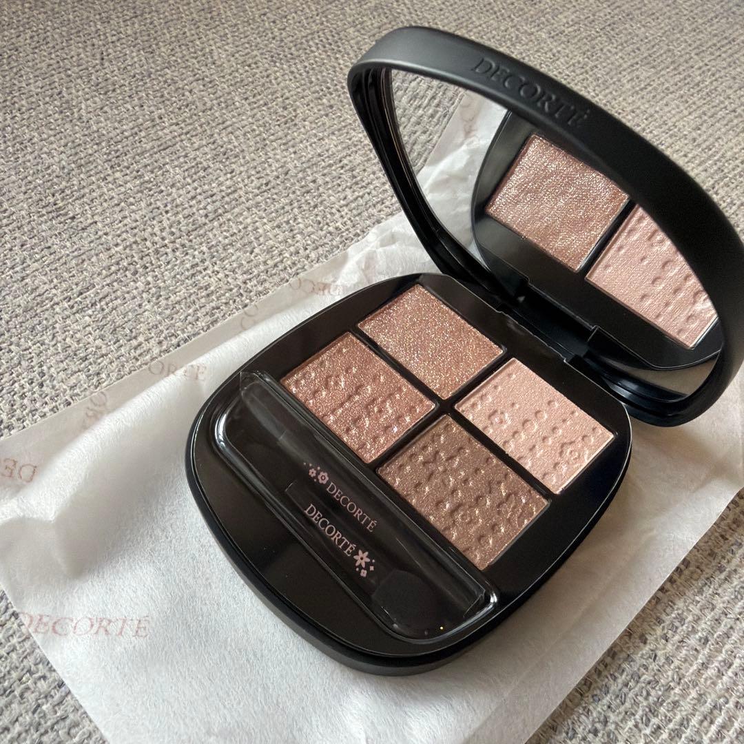 コスメデコルテ　スキンシャドウ　デザイニング　パレット　エターナルブルーム