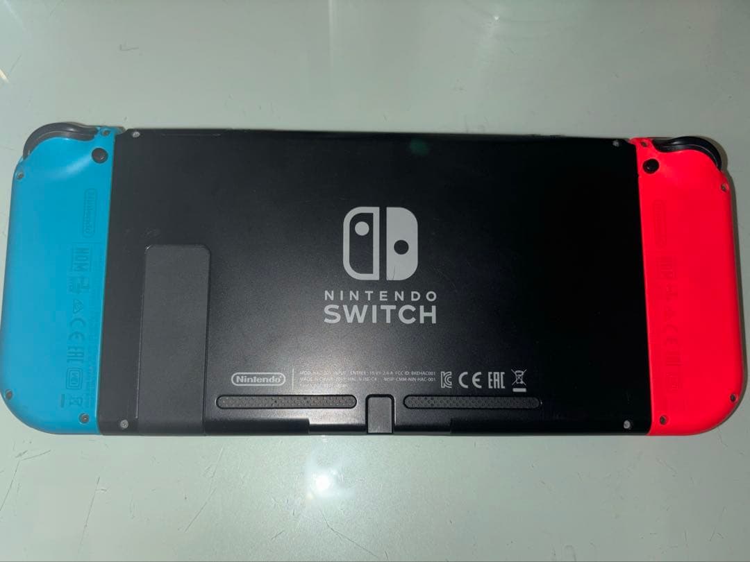 任天堂　Nintendo Switch 青/赤 本体のみ