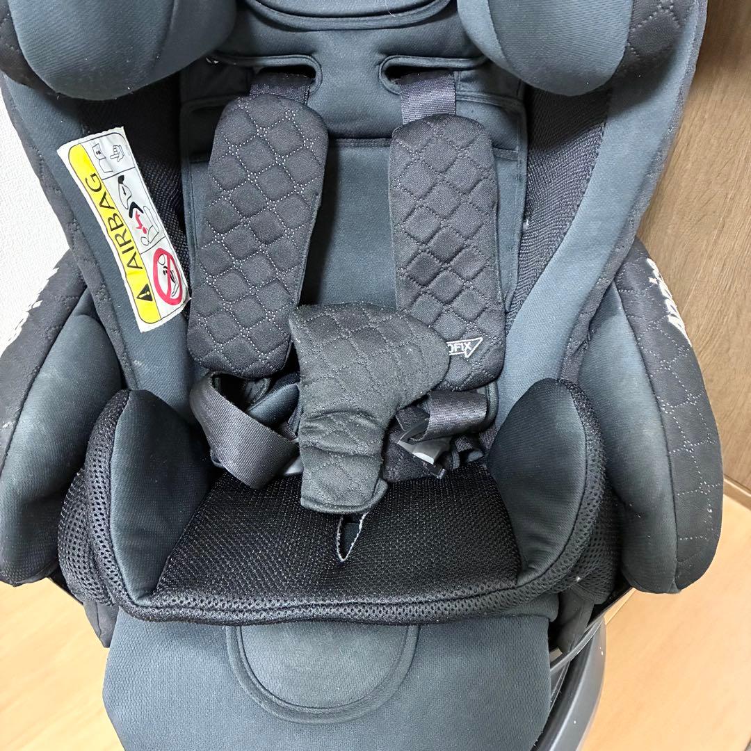 【美品】Aprica フラディア グロウ ISOFIX 2022357 黒 ①