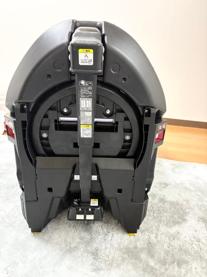 【美品】Aprica フラディア グロウ ISOFIX 2022357 黒 ①