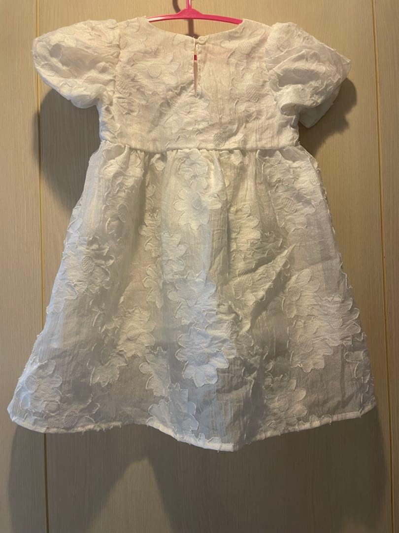 ホワイト花柄レースドレス 半袖