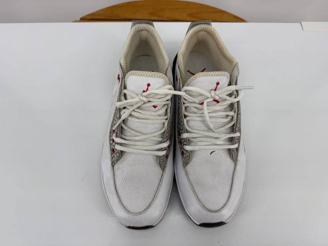 Jordan AirJordan ADG 2 ホワイト/グレー/レッド