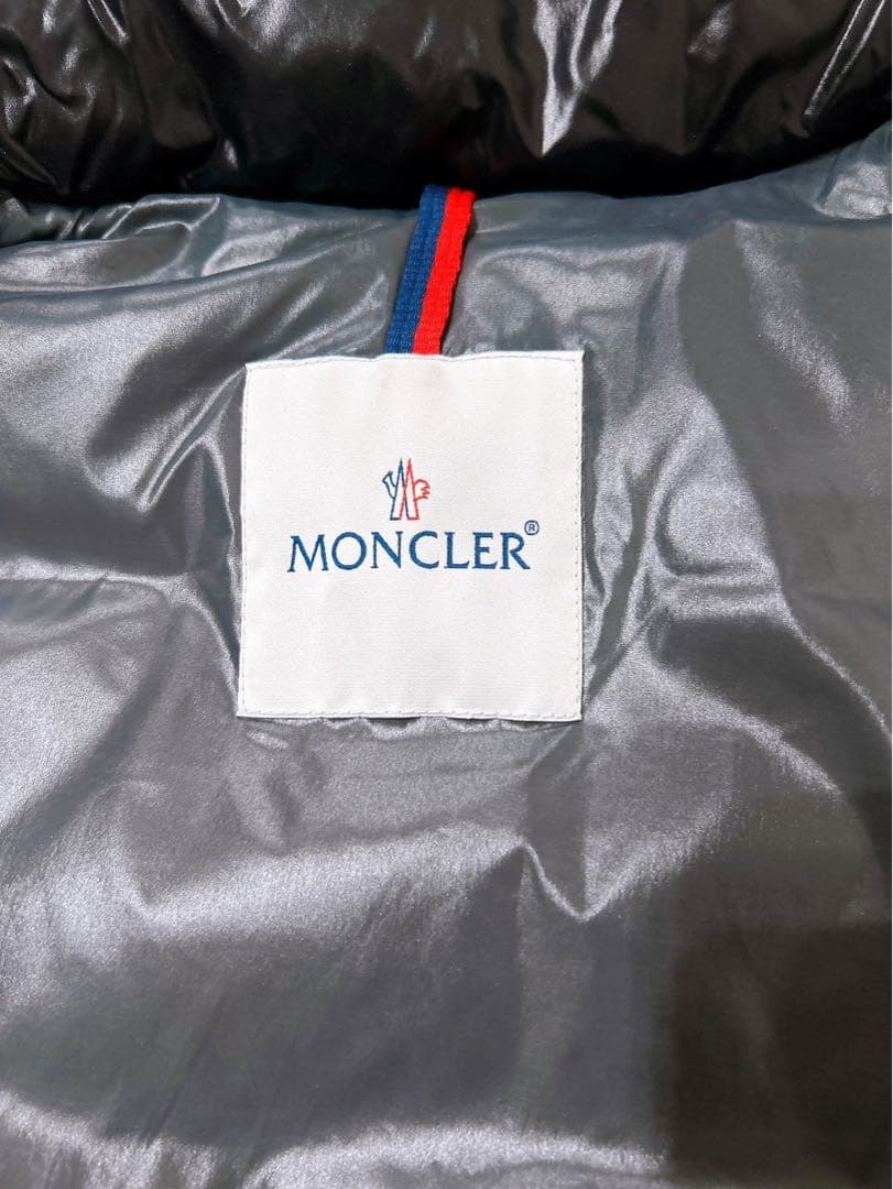 モンクレール　TIB　ダウンベスト　ブラック　サイズ 3