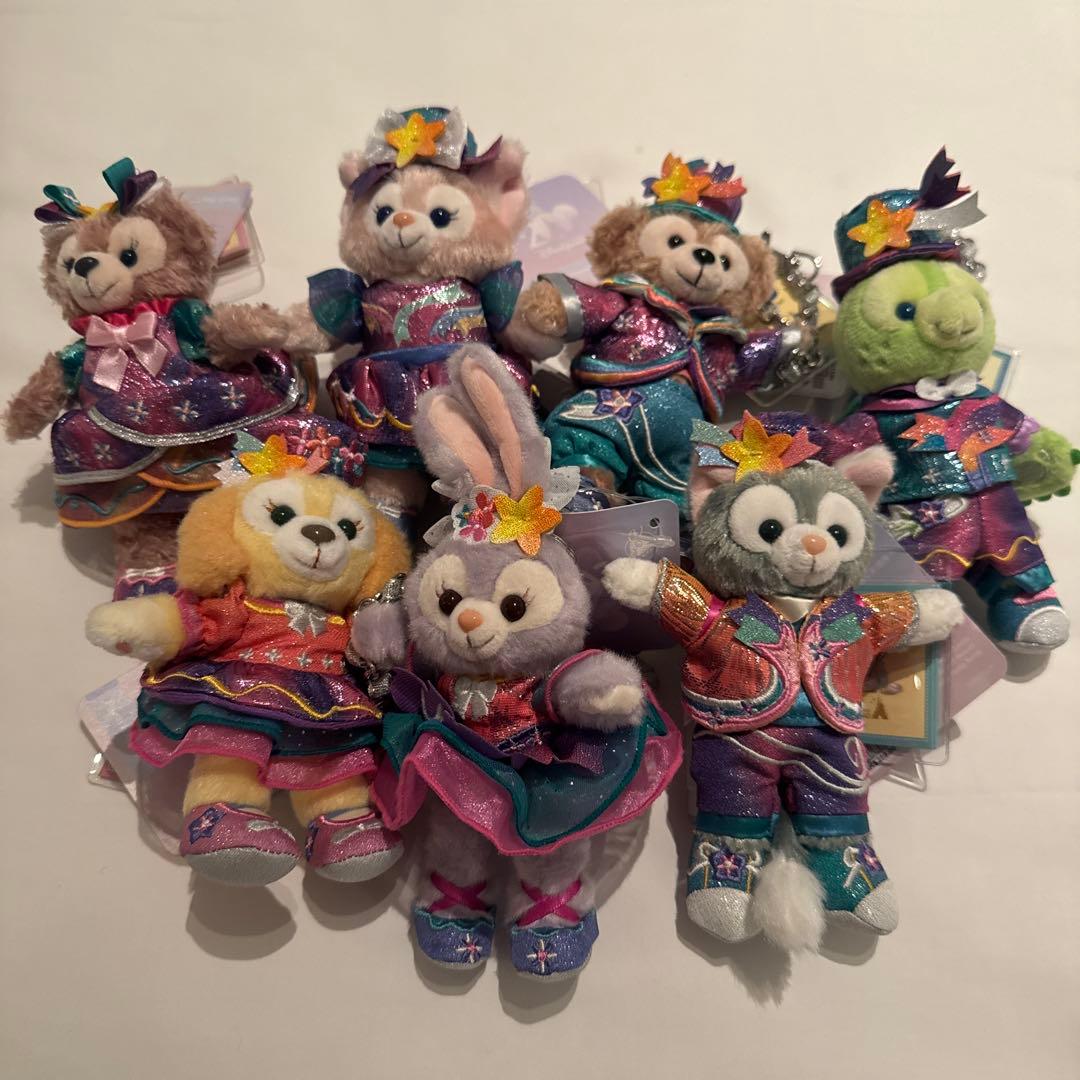 ふ*ぅ様 香港ディズニーランド　ダッフィーアンドフレンズ　ぬいぐるみキーホルダー