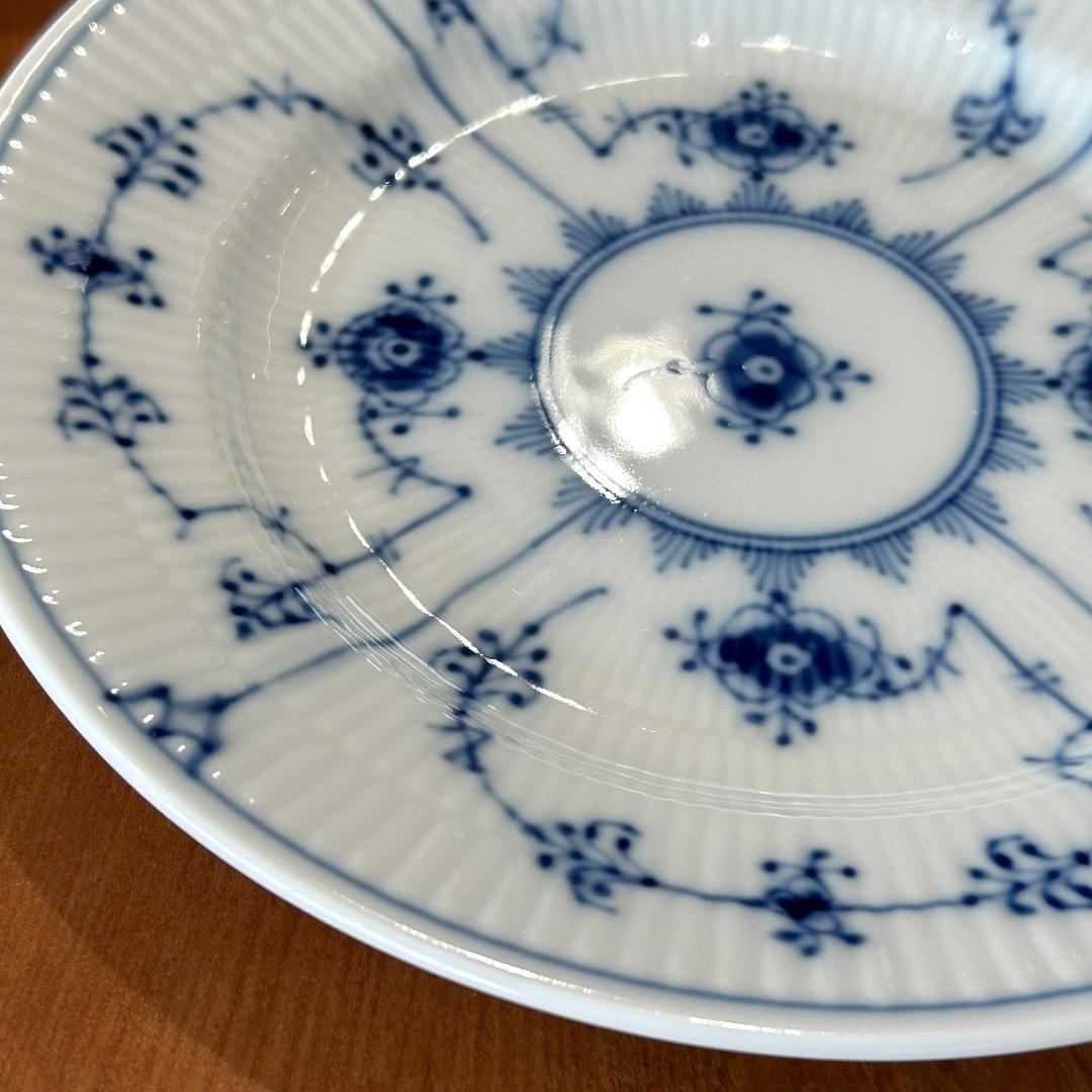 ロイヤルコペンハーゲン②★同一サイン２枚組プレイン★１7cmケーキ皿★美品